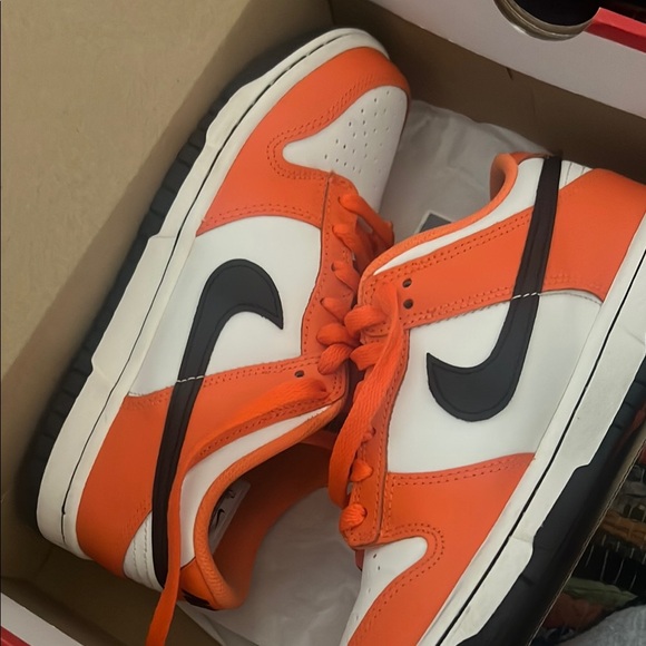 Dunk lows ๐ - Picture 3 of 4